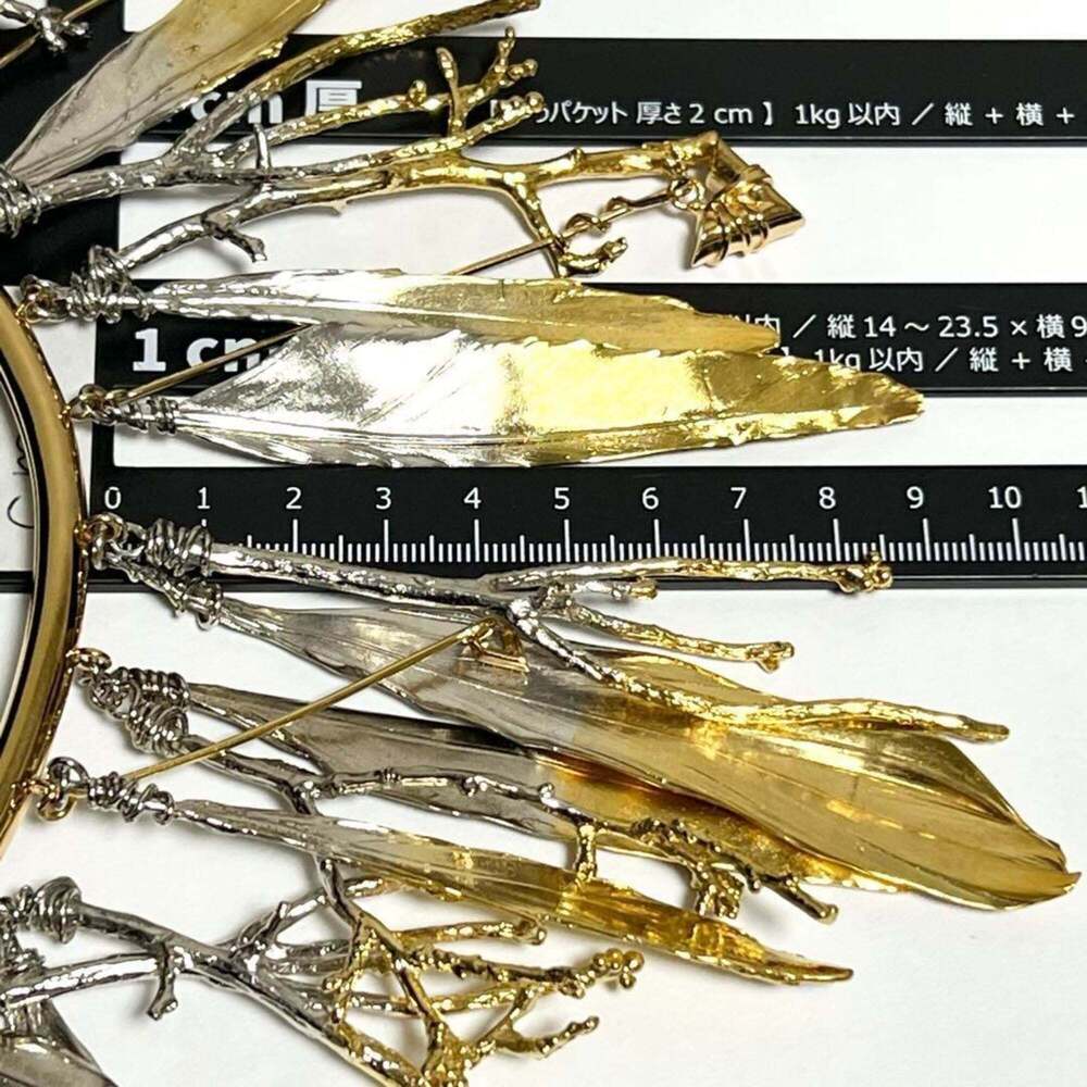 LOUIS VUITTON Gold Necklace - Picture 6 of 10